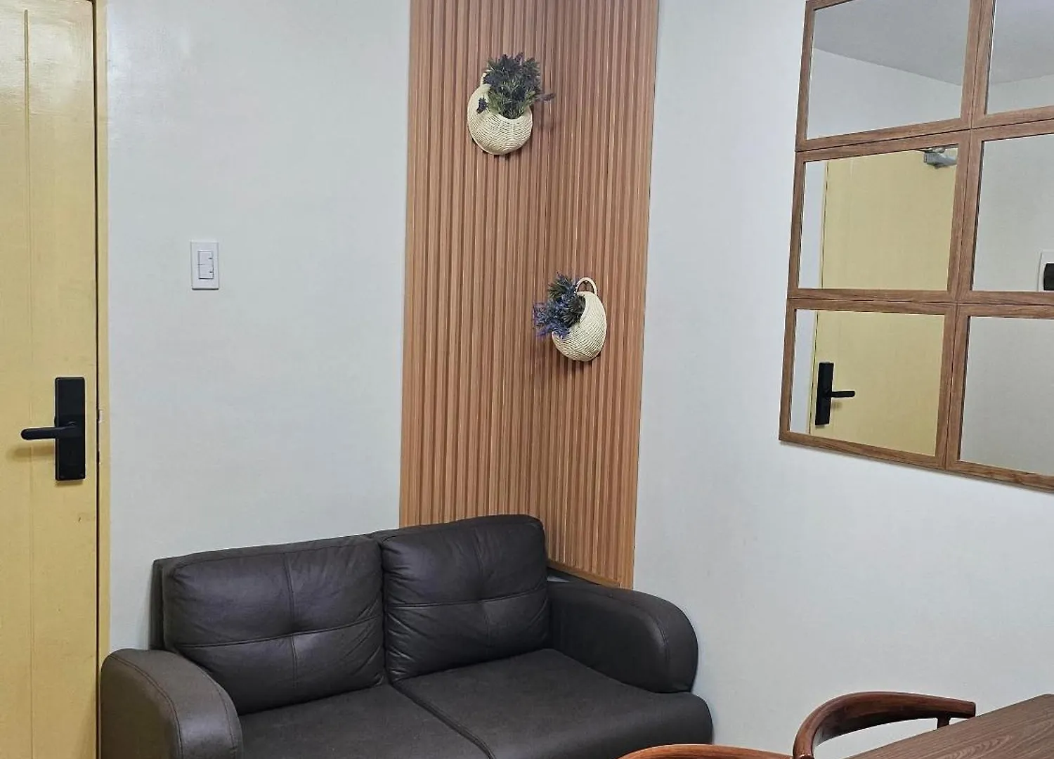 Seawind Condominium Staycation By Resty Estor,Reb Davao